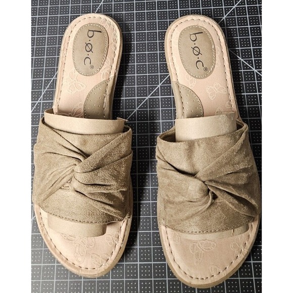 B.O.C. WOMEN Hayley Flat Slide‎ sandals faux suede beige US7M - Picture 2 of 11